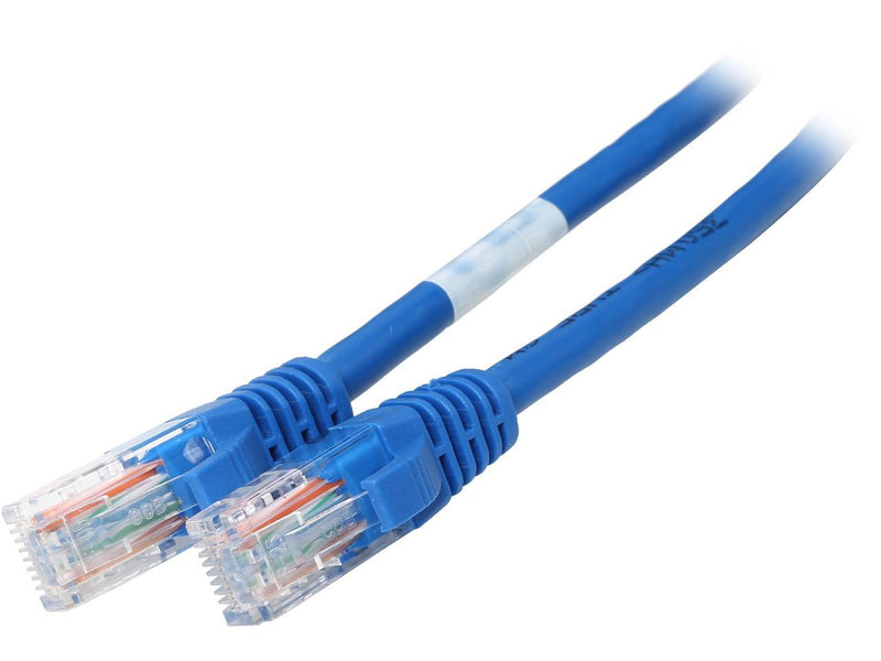 C2G 00393 Cat5e Cable - Snagless Unshielded Ethernet Network Patch Cable, Blue (4 Feet, 1.21 Meters)