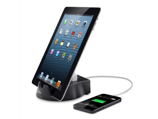 belkin surgeplus surge protector and stand for smartphones and tablets with 2 ac outlets and 2 usb ports (2.1 amp combined)